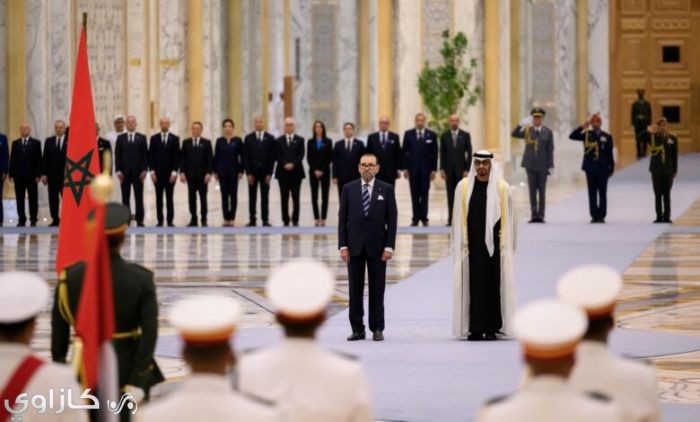 استقبال رسمي كبير لجلالة الملك بدولة الإمارات العربية المتحدة